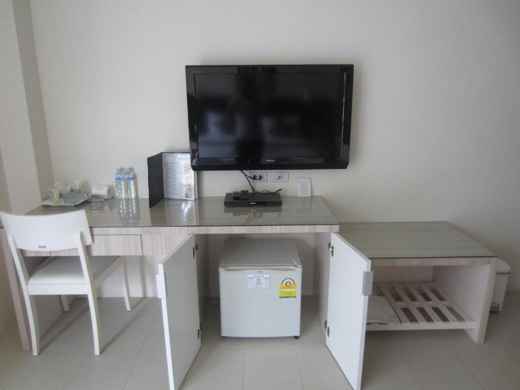 @ White Hotell
