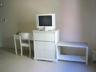 @ White Hotell