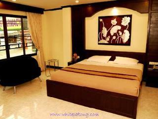 @ White Hotell Patong