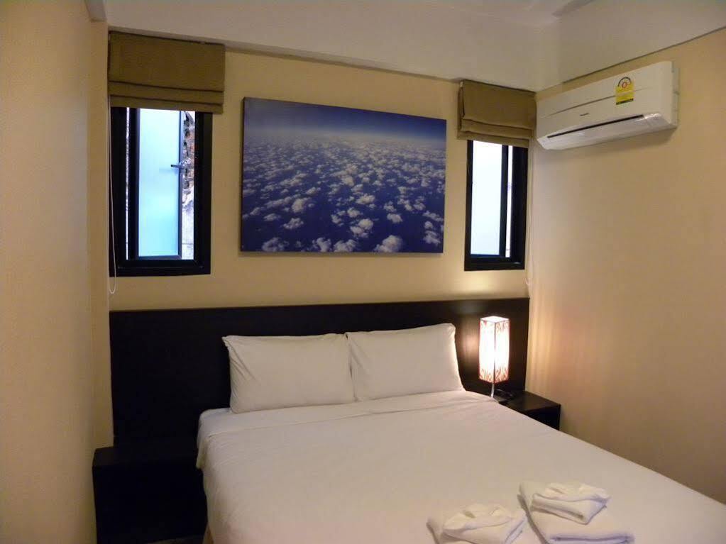 Hotell @ White